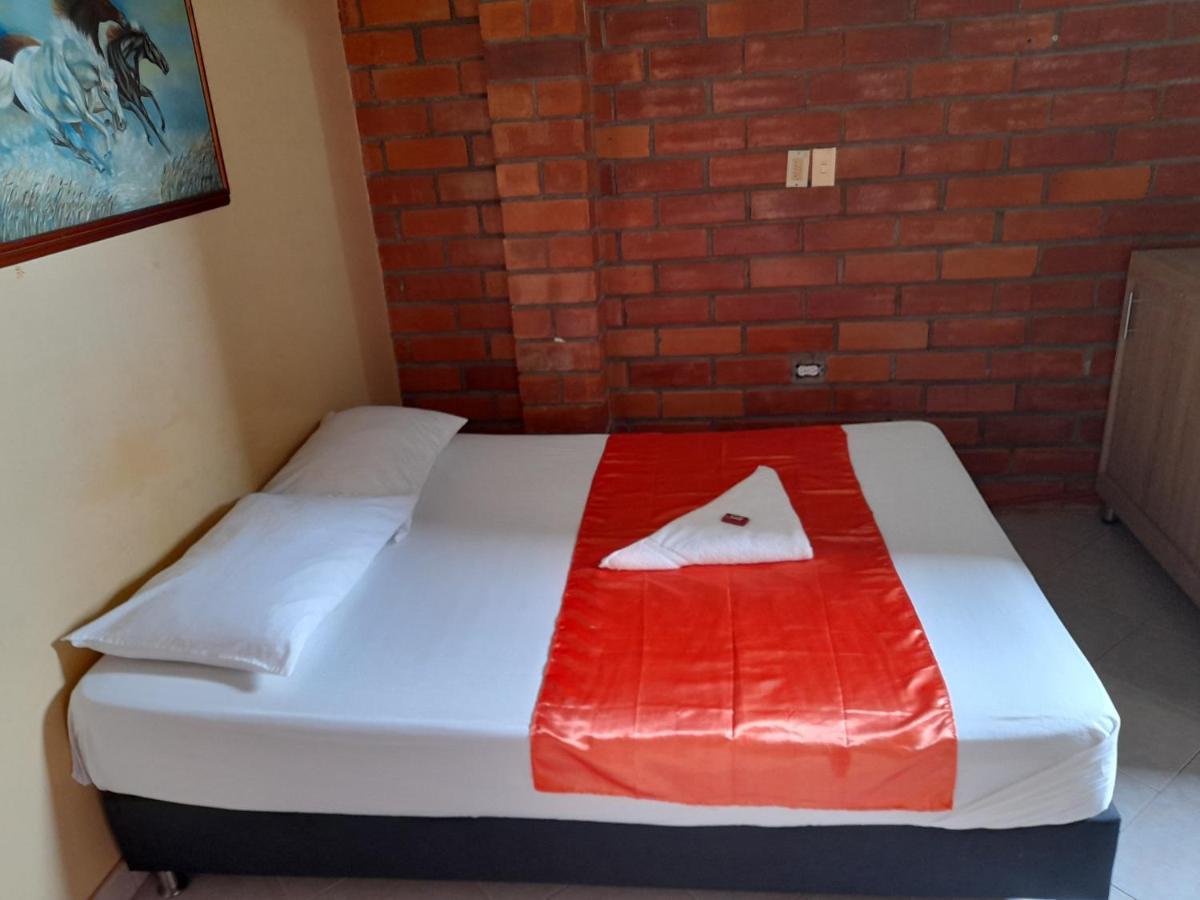 Hotel Boutique Los Gentiles Santa Fe de Antioquia Pokoj fotografie