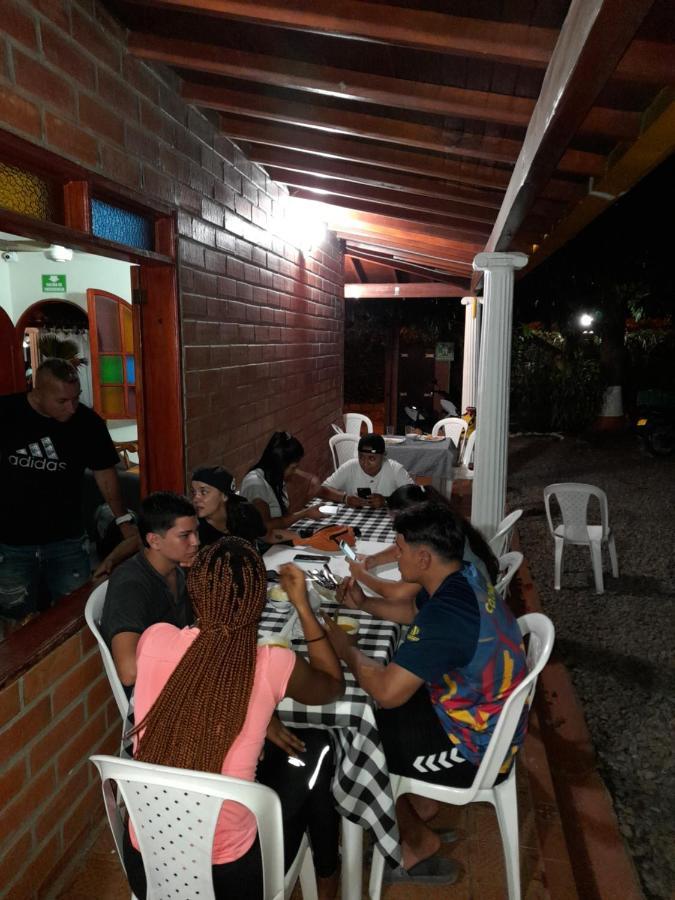 Hotel Boutique Los Gentiles Santa Fe de Antioquia Exteriér fotografie