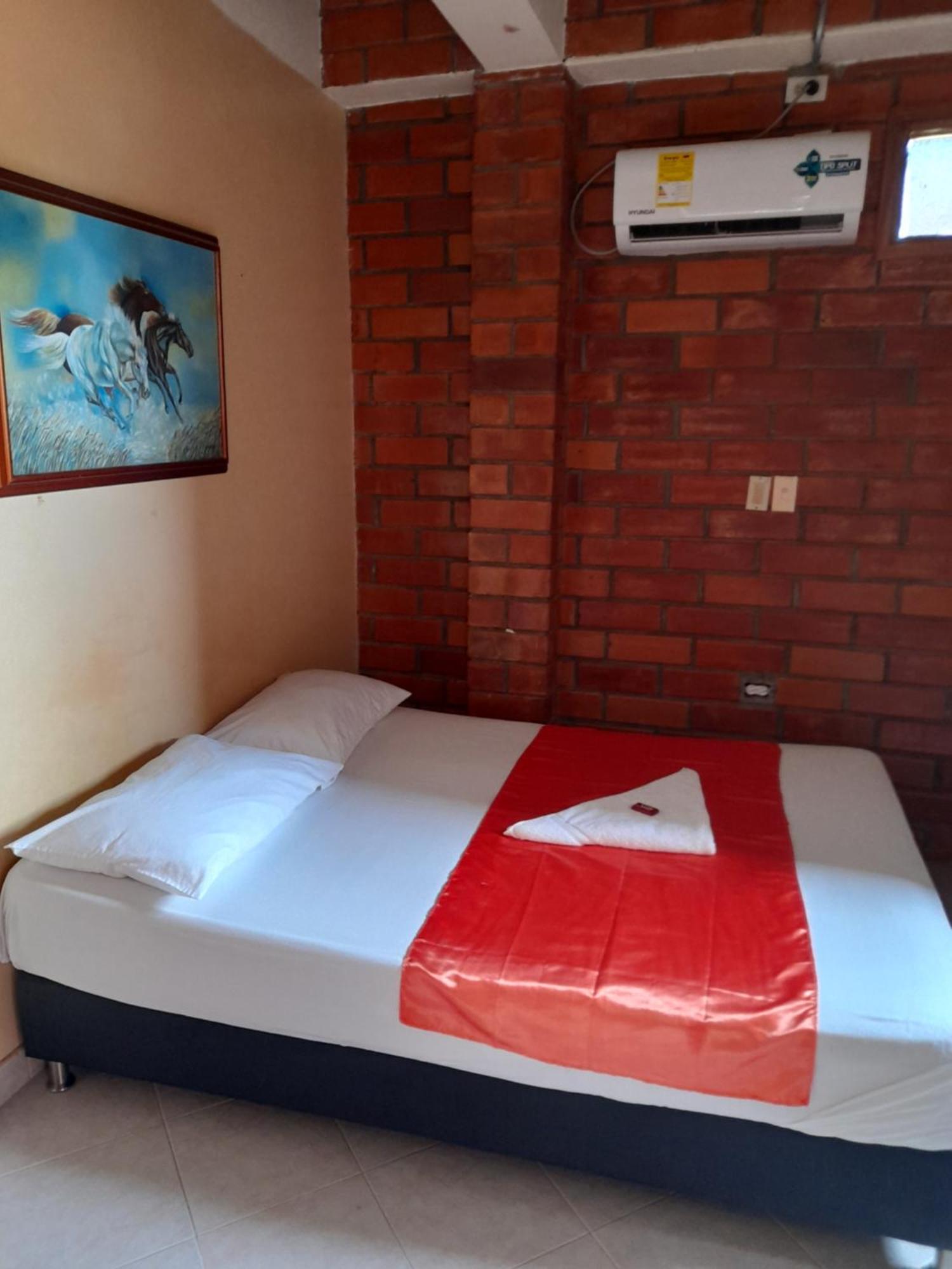 Hotel Boutique Los Gentiles Santa Fe de Antioquia Pokoj fotografie