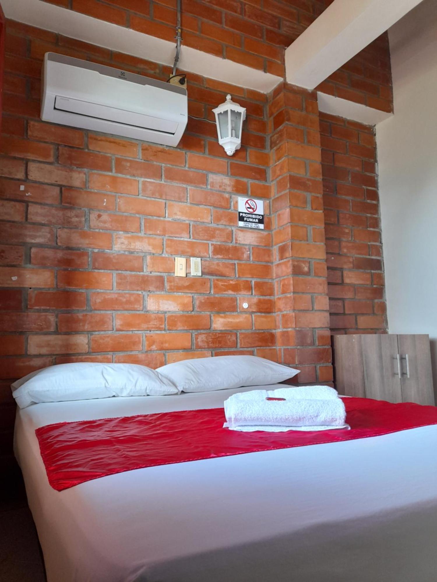 Hotel Boutique Los Gentiles Santa Fe de Antioquia Pokoj fotografie